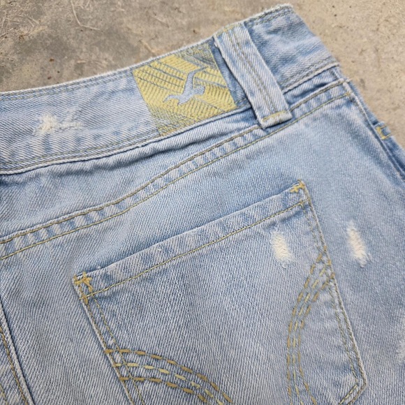 Vintage Y2K Hollister Distressed Denim Mini Skirt Light Wash Raw Hem Size 1 - Picture 4 of 4